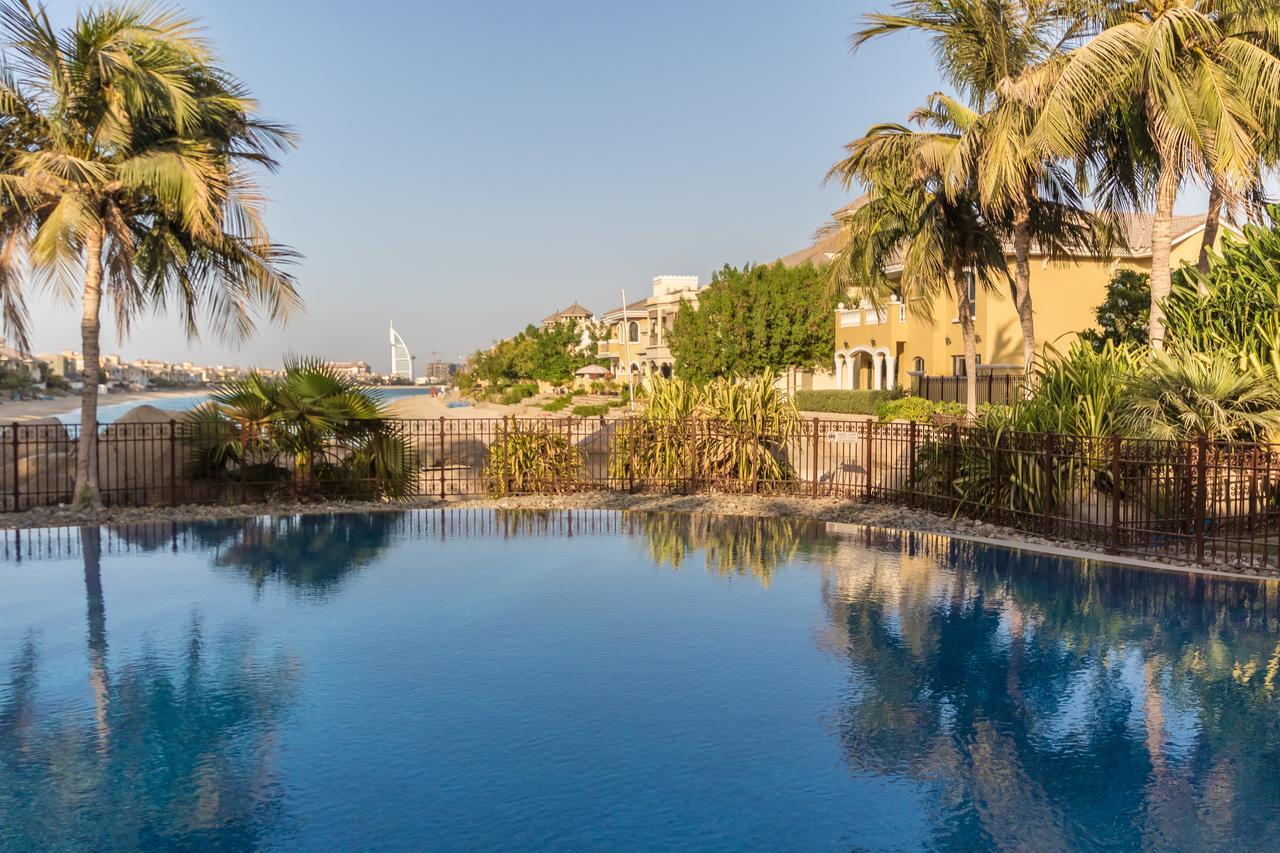 Yanjoon Holiday Homes - Palm Jumeirah Frond A Villas Ντουμπάι Εξωτερικό φωτογραφία