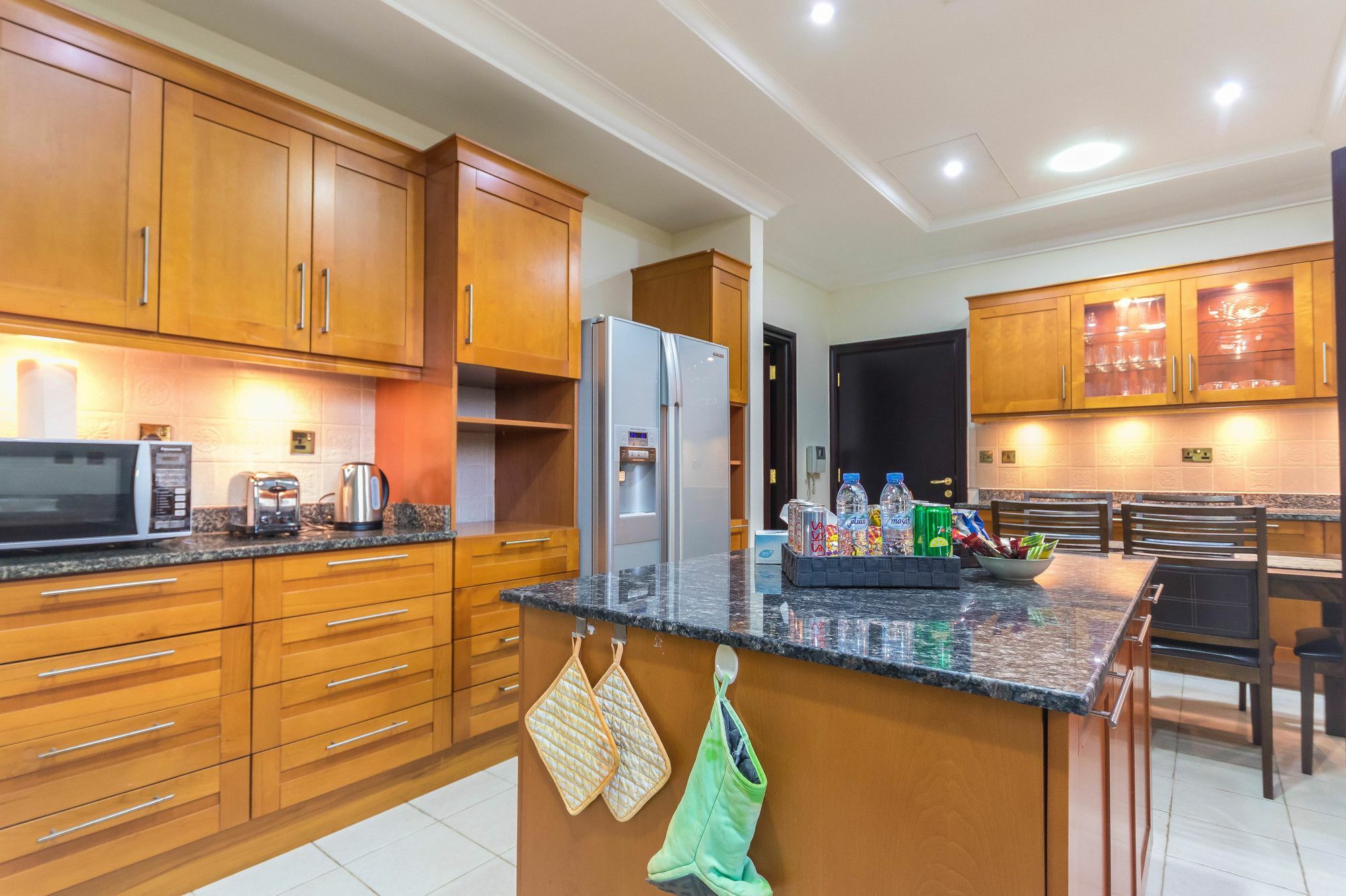 Yanjoon Holiday Homes - Palm Jumeirah Frond A Villas Ντουμπάι Εξωτερικό φωτογραφία